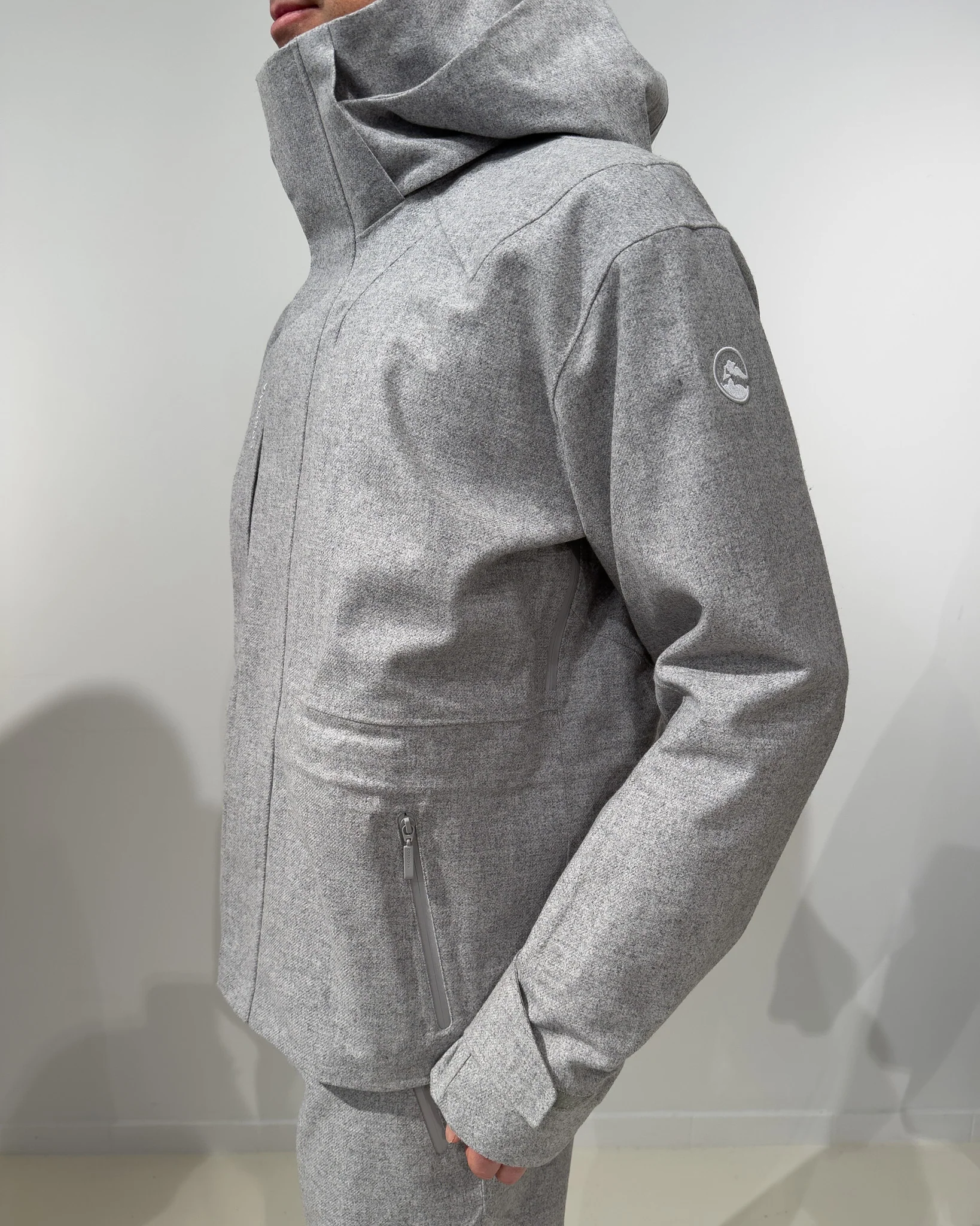 Summit Jacket - Image 4